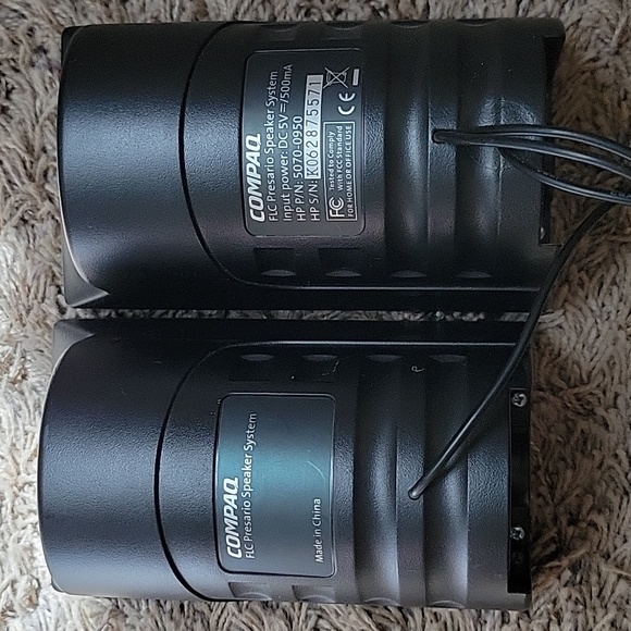 Compaq FLC Presario Speaker System - Picture 3 of 3